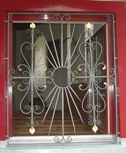 Kunstschmiede Appenzell AG - Fenstergitter mit Ornamenten aus Metall