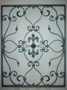 Kunstschmiede Appenzell AG - Fenstergitter mit Ornamenten aus Metall