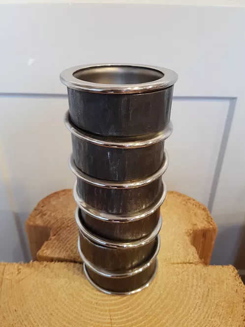 Kunstschmiede Appenzell AG - Metallvase für Innenbereich