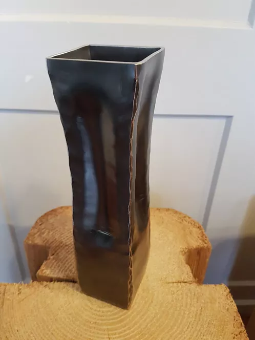 Kunstschmiede Appenzell AG - Metallvase für Innenbereich